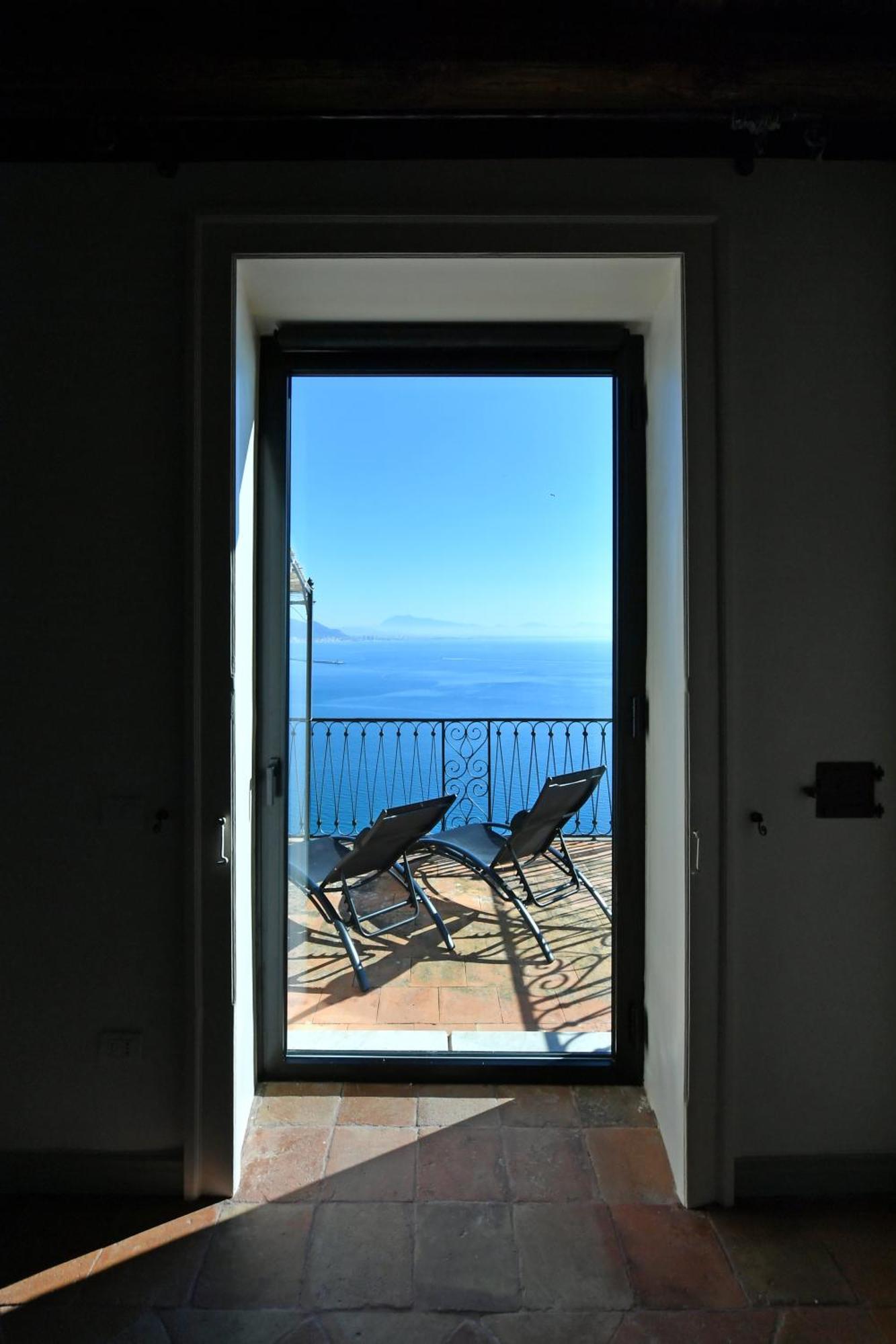 In Costa Relais & Luxury Suites Vietri 외부 사진