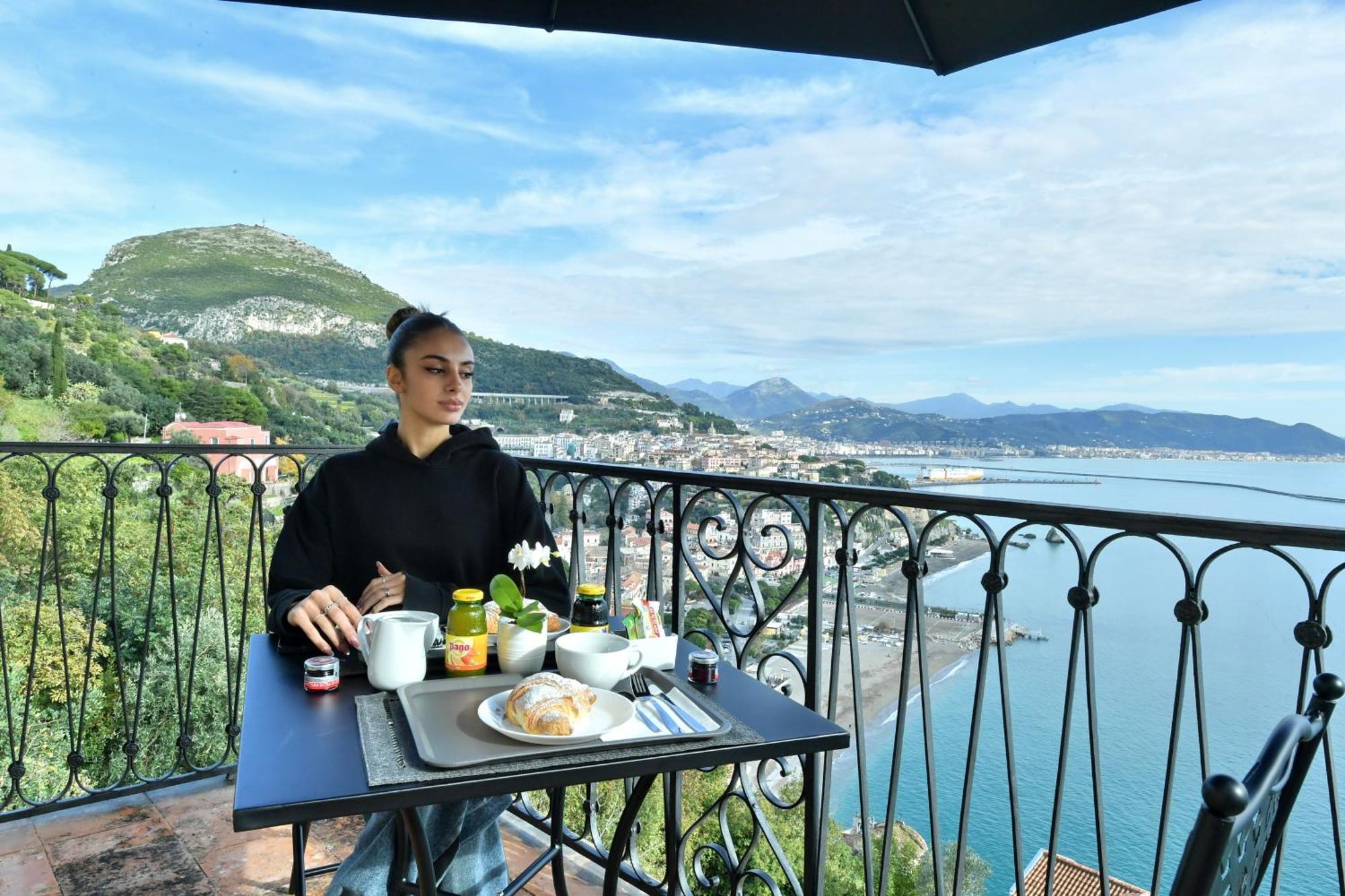 In Costa Relais & Luxury Suites Vietri 외부 사진